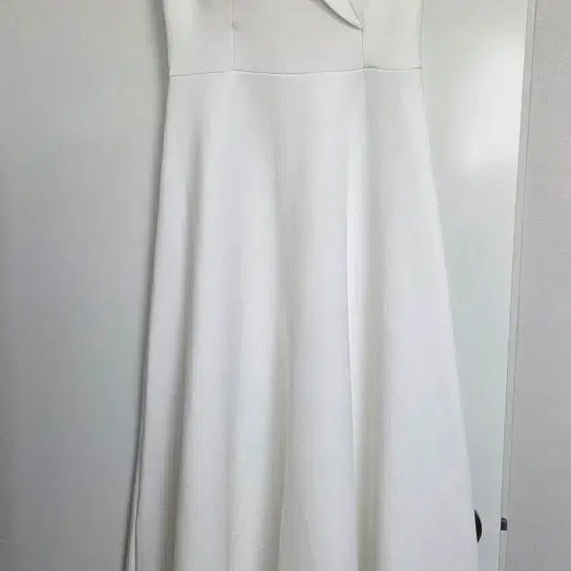 [BUNJANG] Off-Shoulder Long Wedding Dress / 셀프웨딩