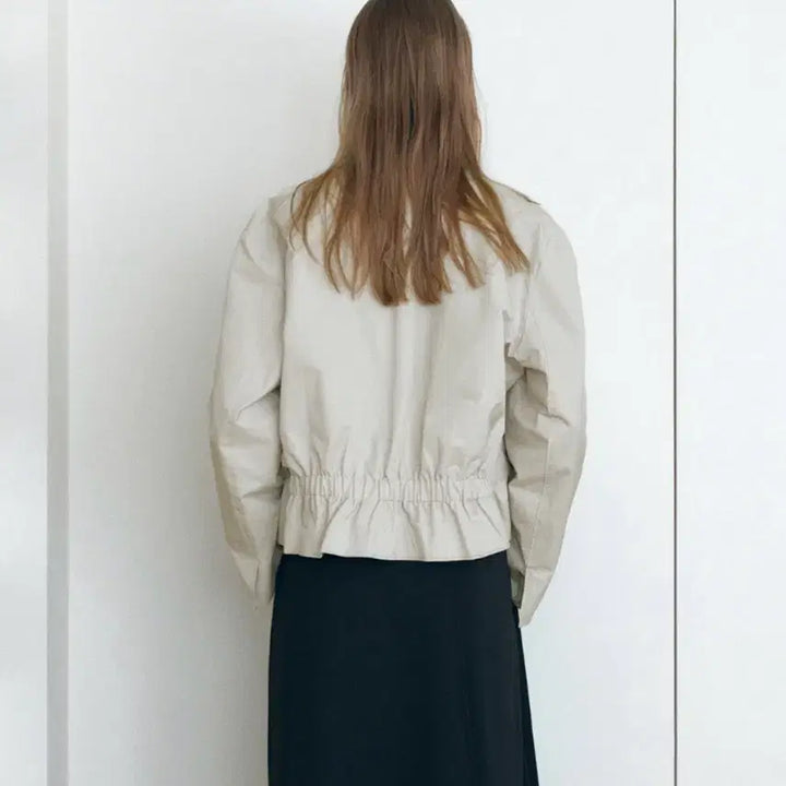[SOLD OUT] 모어서울 몸빼 폴리시 미니멀자켓