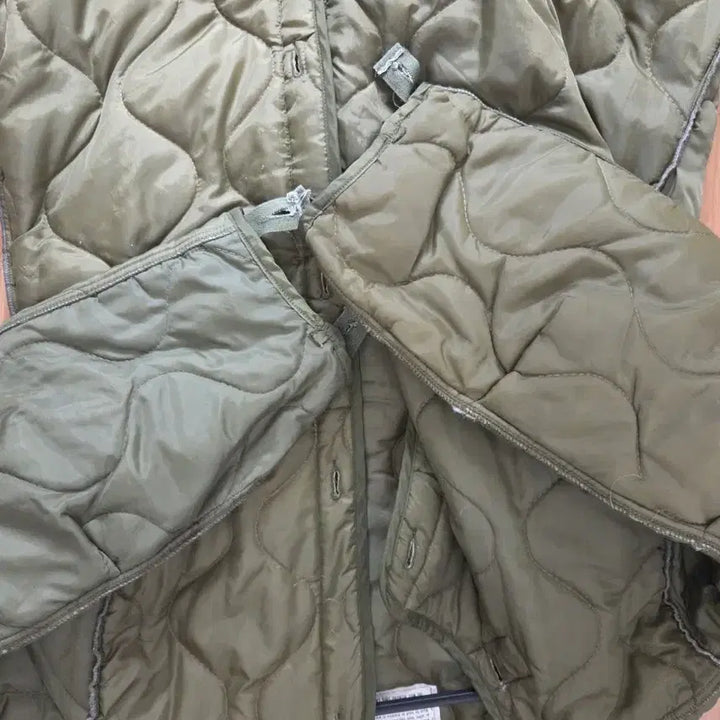 [SOLD OUT] M65 피쉬테일 밀리터리 개파카 민트급(L - M)