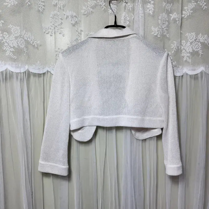 [BUNJANG] Lie Sangbong Floral Crop Knit Cardigan / 이상봉 Lie Sangbong 꽃 크롭 니트 가디건