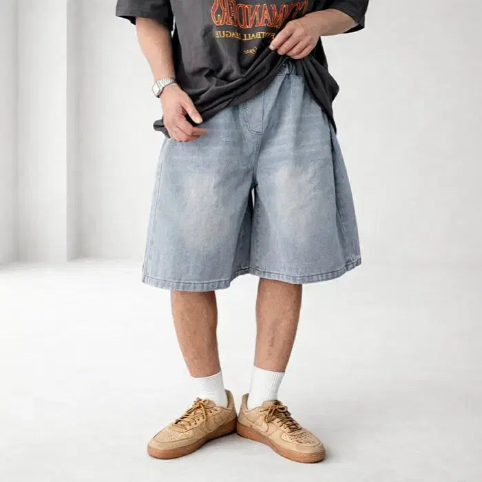 [BUNJANG] Unisex Side Pleat Denim Bermuda Shorts / 남자 사이드 핀턱 데님 버뮤다 팬츠 2컬러