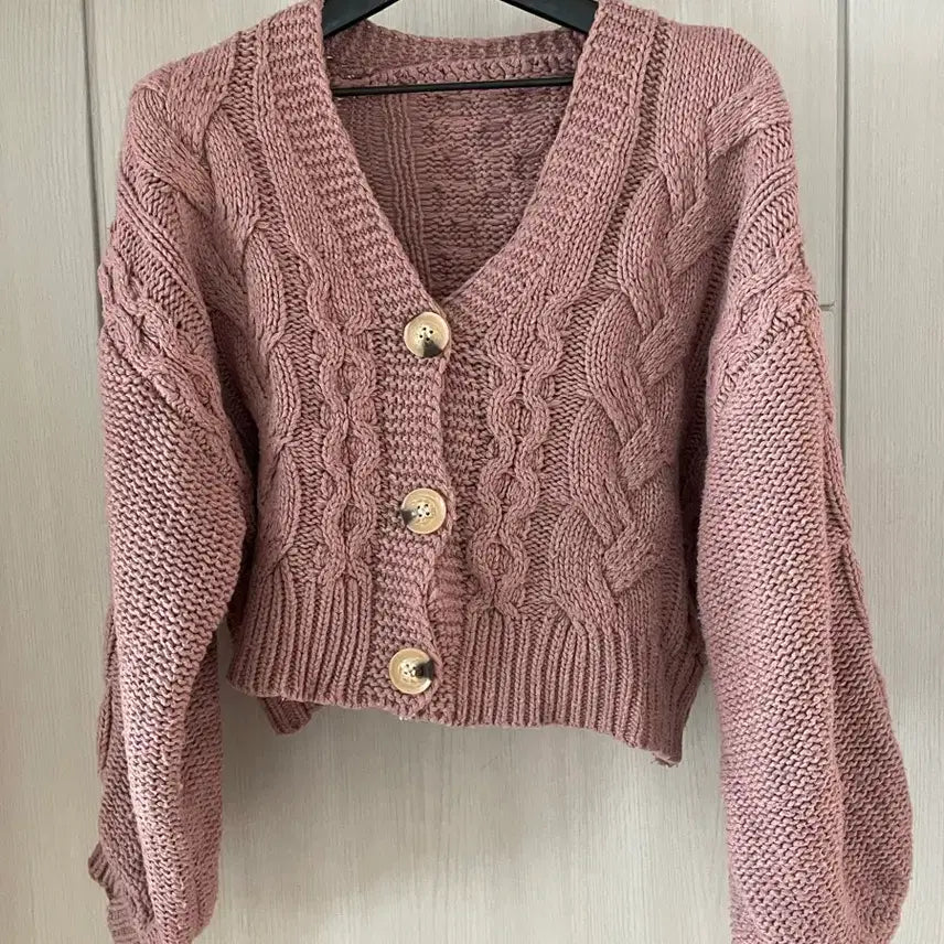 [BUNJANG] Pink Cable Knit Cardigan / 핑크색 꽈배기 니트 가디건