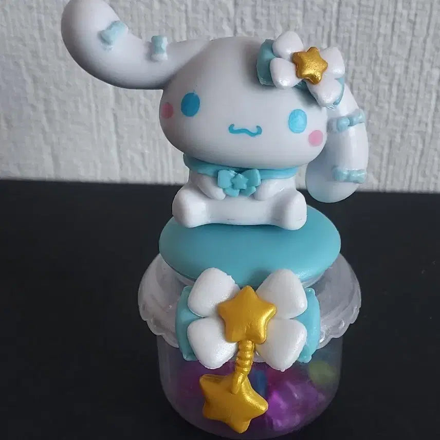 [SOLD OUT] 시나모롤피규어