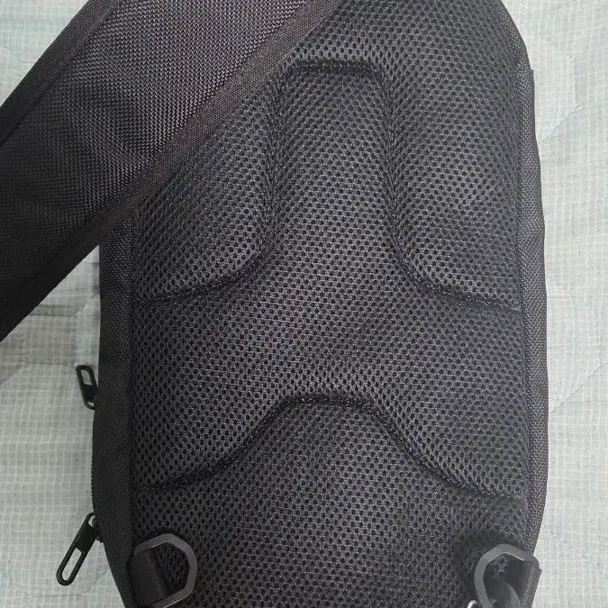 [BUNJANG] Basic Elle Black Sling Bag Crossbody Bag / 베이직엘르 블랙 슬링백 크로스백 (새제품)