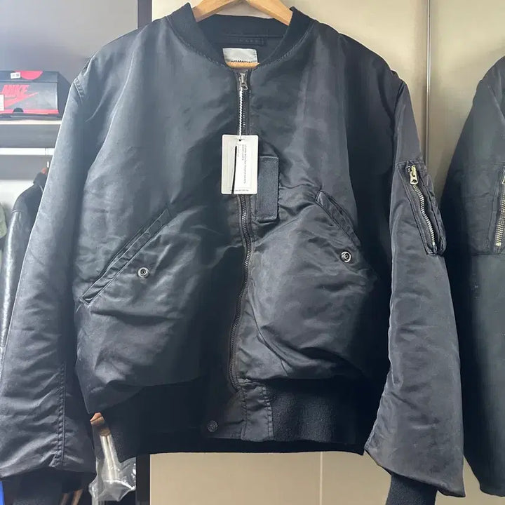 [BUNJANG] Bowwow L2B Black Jacket / [L] 바우와우(bowwow) L2B 블랙