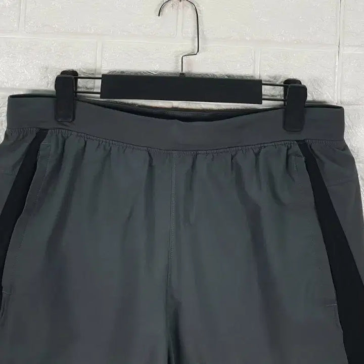 [SOLD OUT] [33]언더아머 쇼즈 반바지