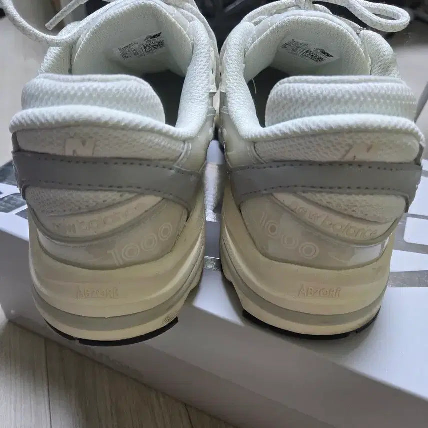 [BUNJANG] New Balance x Aimé Leon Dore 1000 White Sneakers / 뉴발란스 X 에메레온도르 1000 화이트 265 팝니다
