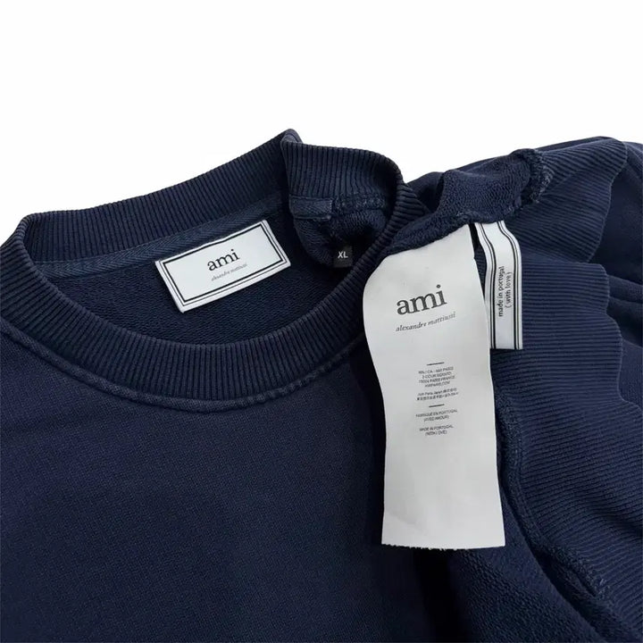 [SOLD OUT] AMI 아미 네이비 맨투맨 티셔츠 (XL)