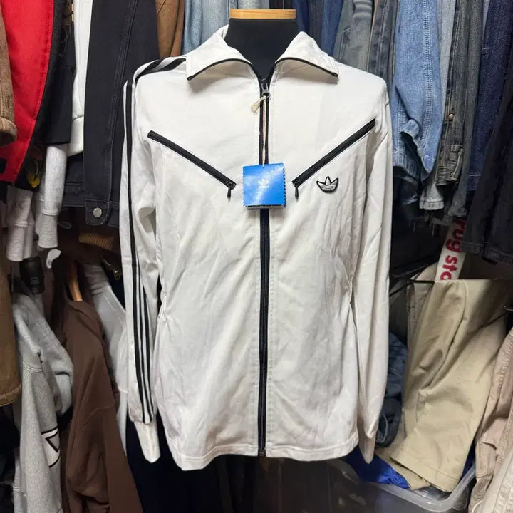[BUNJANG] Adidas Sanremo Track Top / [M] 새상품 아디다스 산레모 검흰 져지 트랙탑