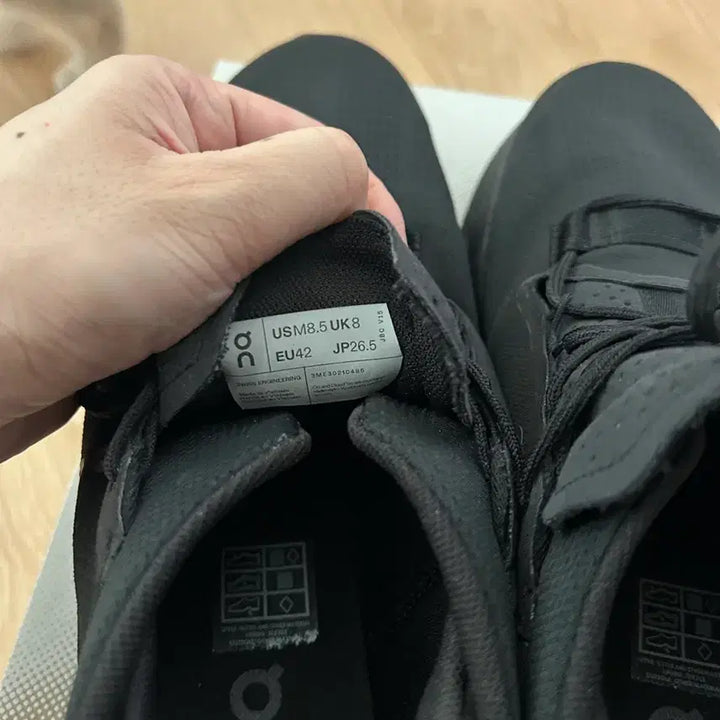 [BUNJANG] On Running Cloud Nova 2 All Black Sneakers / [265] 온 러닝 클라우드 노바2 올블랙