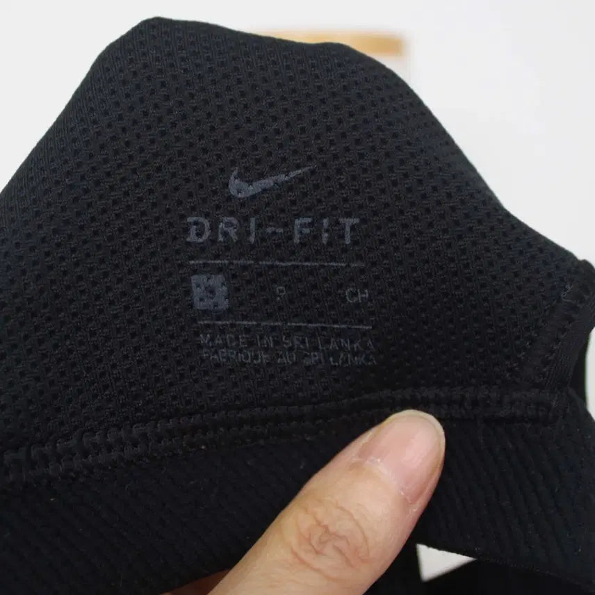 [SOLD OUT] [정품] 나이키 스포츠브라 브라탑 운동 레저 상의 S 정인샵