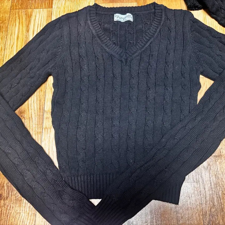 [BUNJANG] Pale Jade Cable Knit Black Sweater / 페일제이드 케이블 니트 블랙