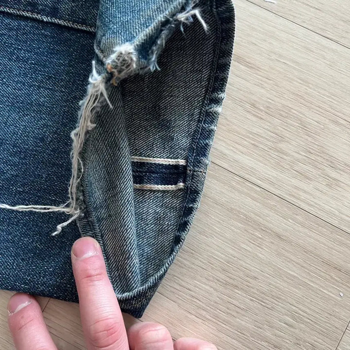 [BUNJANG] DeNIM Selvedge Vintage Damage Denim Pants / 드님 셀비지 빈티지 데미지 데님 팬츠