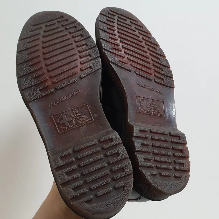 [SOLD OUT] 닥터마틴 1461 길리 UK7 (260정도)