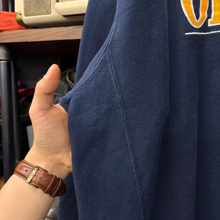 [BUNJANG] Champion OKOBJI University Spellout Embroidered Sweatshirt / 00s 챔피온 OKOBJI 유니버시티 스펠아웃 자수 스웻셔츠 N1221