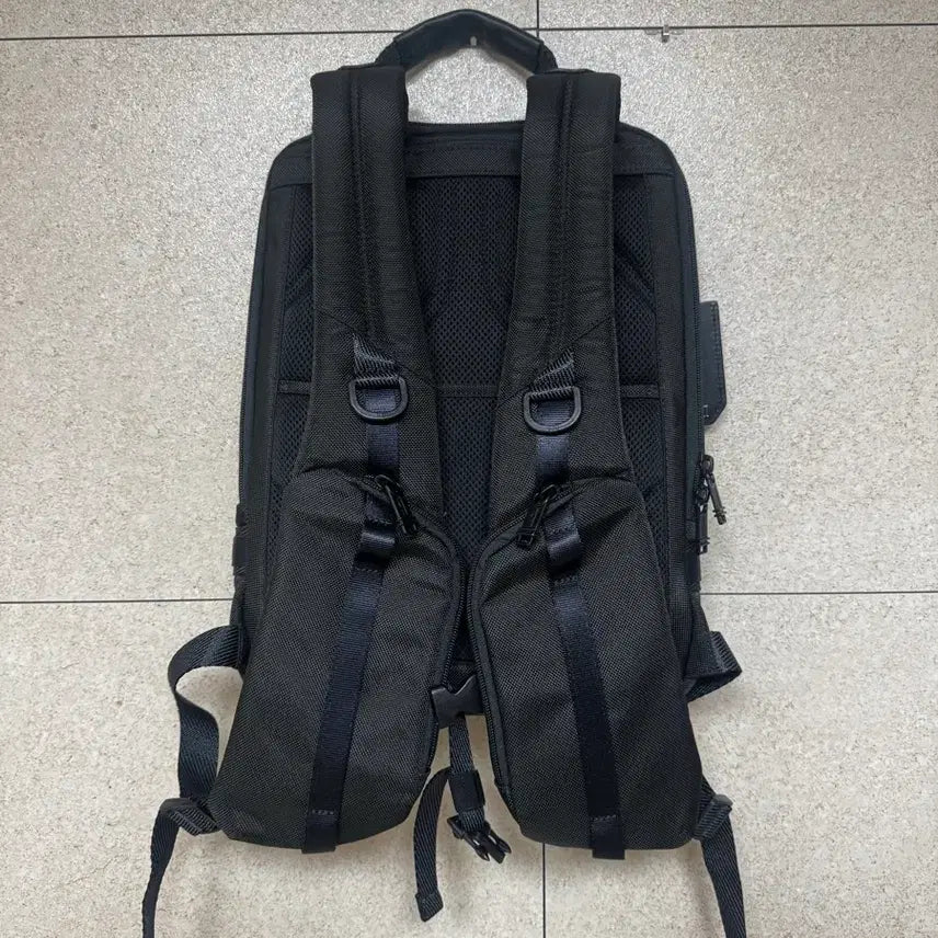 [BUNJANG] Tumi Alpha Bravo Tactical Backpack / 투미 알파 브라보 택티컬 백팩 (상태 최상)