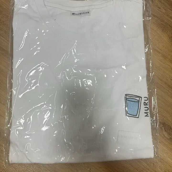 [SOLD OUT] 유니 무르 아루빠노 티셔츠