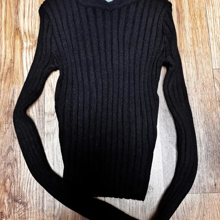 [BUNJANG] Pale Jade Ribbed Knit Top / 페일제이드 골지 니트 블랙 핑크