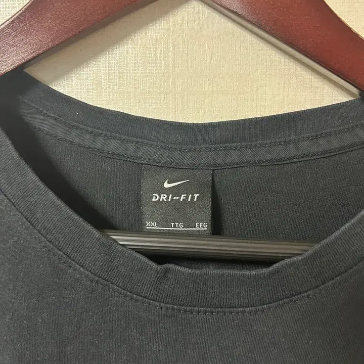 [SOLD OUT] 나이키 드라이핏 FREAK 반팔티 XXL