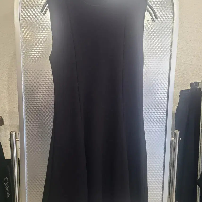 [BUNJANG] ZARA Sleeveless Flare Dress M / [자라] 슬리브리스 플레어 원피스 M