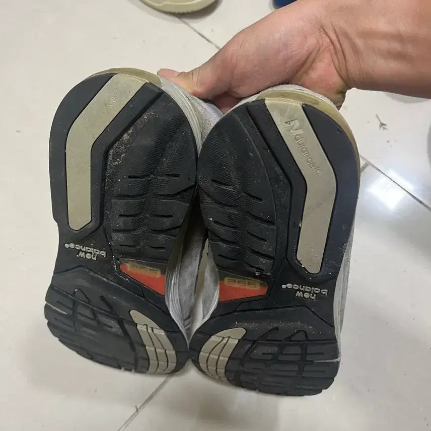 [SOLD OUT] 뉴발란스 992 그레이 290 M992GR