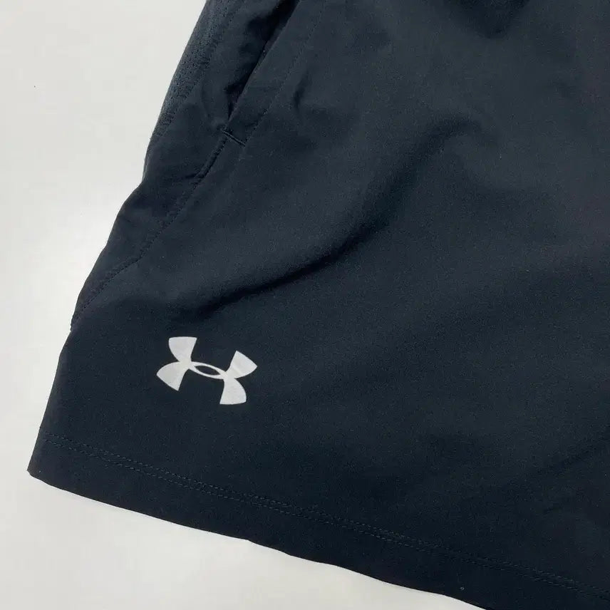 [SOLD OUT] 언더아머 쇼츠 반바지 블랙 XL