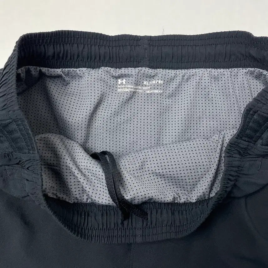 [SOLD OUT] 언더아머 쇼츠 반바지 블랙 XL
