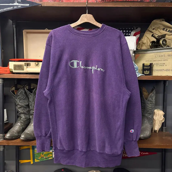 [SOLD OUT] 90s 챔피온 리버스위브 엠브로이드 로고 크루넥 스웻셔츠 N1222