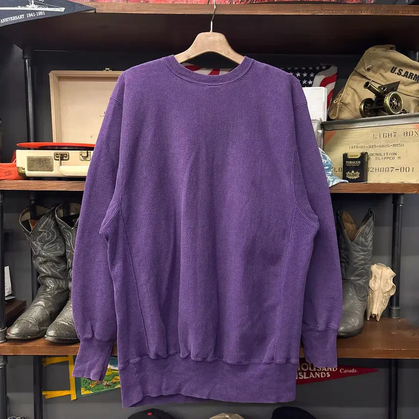 [SOLD OUT] 90s 챔피온 리버스위브 엠브로이드 로고 크루넥 스웻셔츠 N1222