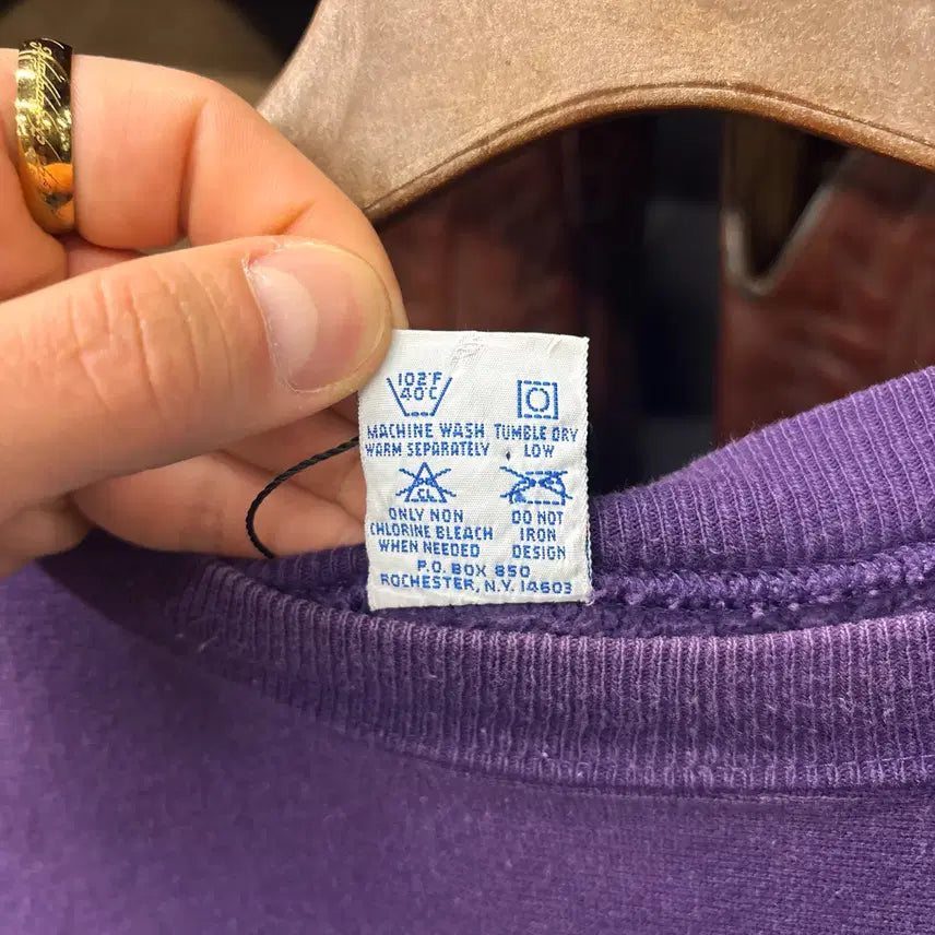 [SOLD OUT] 90s 챔피온 리버스위브 엠브로이드 로고 크루넥 스웻셔츠 N1222