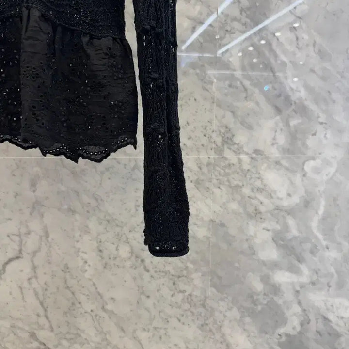 [BUNJANG] Js New York Style Lace Punch Frill Knit Cardigan / js뉴욕스타일신상 단추 레이스 펀칭 프릴 니트가디건