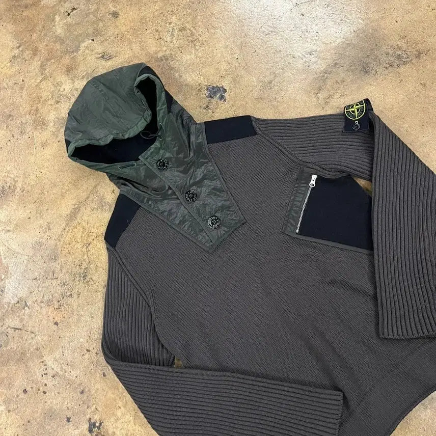 [SOLD OUT] [정품/M] 스톤아일랜드 후드 니트 풀오버