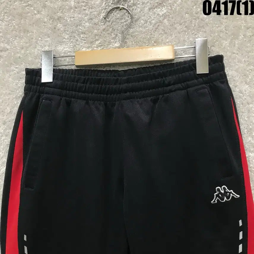 [BUNJANG] Kappa Black and Red Training Pants (L) / 카파 블랙/레드 트레이닝 바지 L