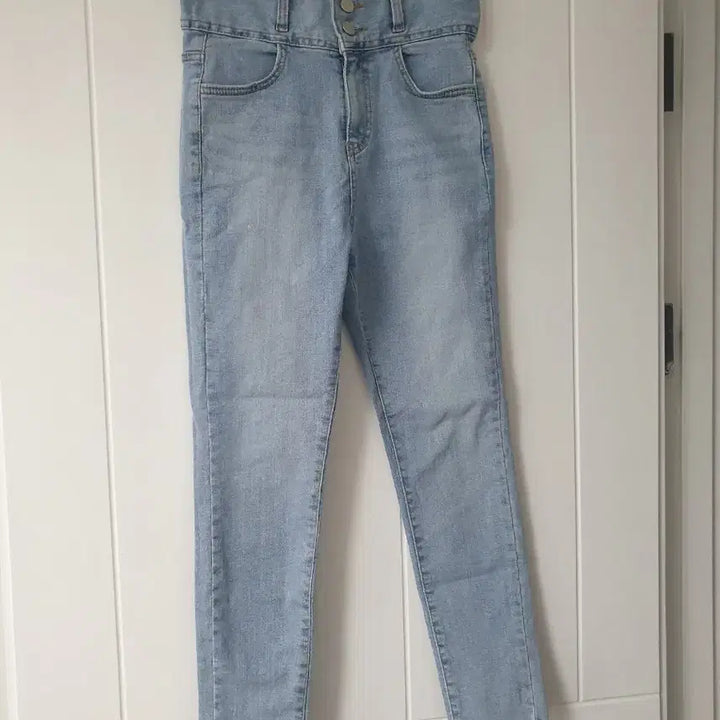 [BUNJANG] High-Waist Light Blue Denim Jeans / (오늘특가) 연청 하이웨스트 청바지