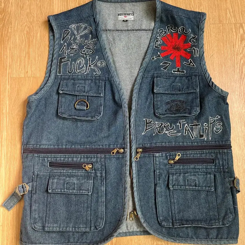 [BUNJANG] Brat Fat Lips Hand-Painted Vest / Brat fat lips 핸드페인팅 베스트