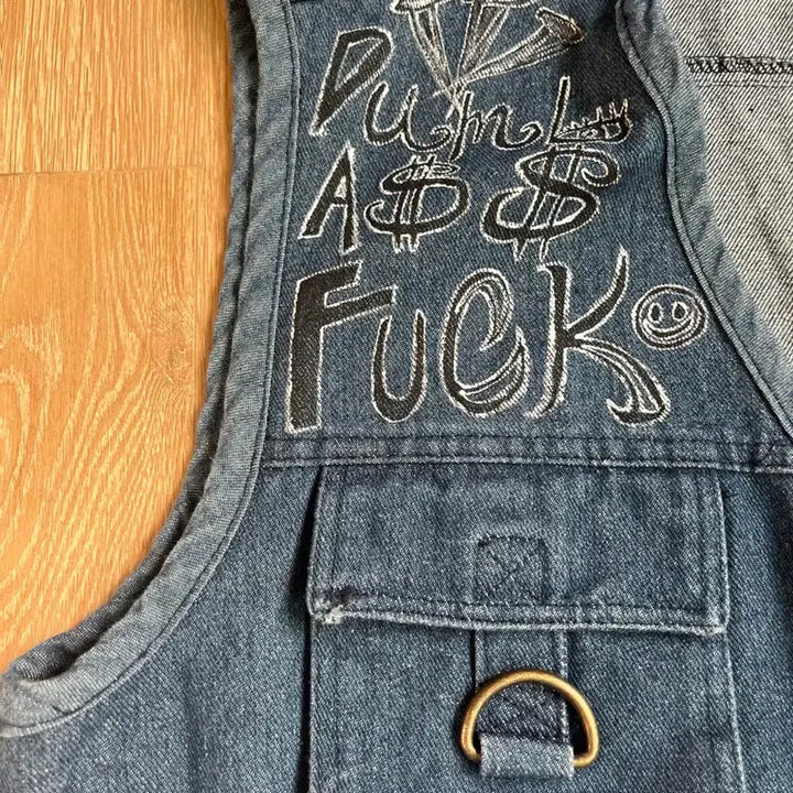 [BUNJANG] Brat Fat Lips Hand-Painted Vest / Brat fat lips 핸드페인팅 베스트