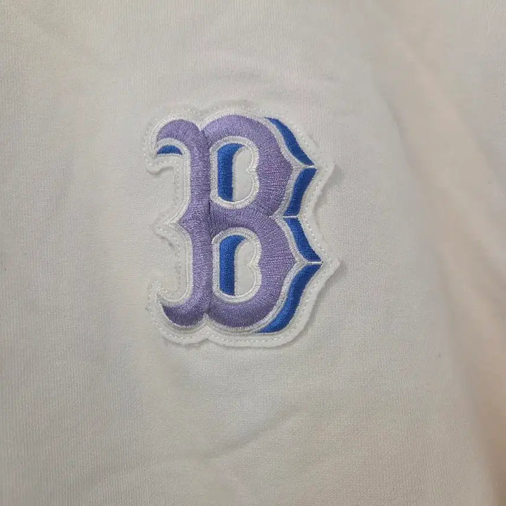 [BUNJANG] MLB Boston Ivory Sweatshirt / MLB 보스턴 아이보리 맨투맨 티셔츠