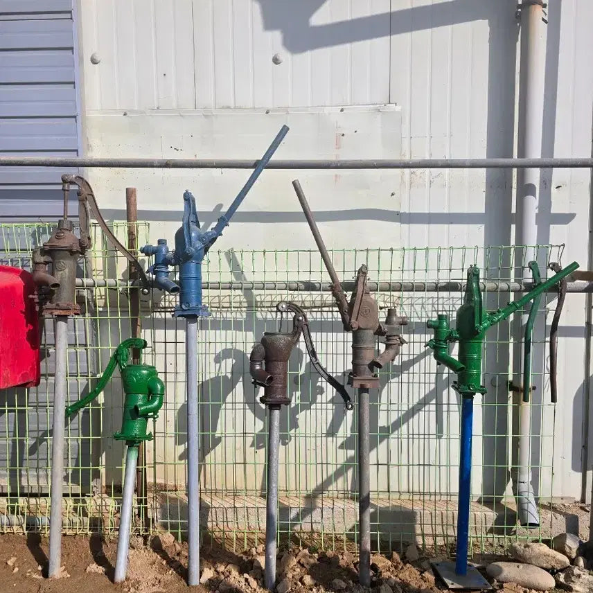 [BUNJANG] Antique Water Pump Set of 7 / 옛날 작두펌프 7개