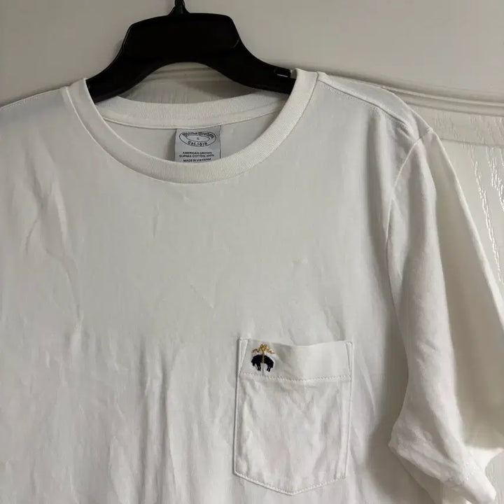 [BUNJANG] Brooks Brothers White Pocket T-shirt S / 브룩스브라더스 화이트 포켓 반팔티 S