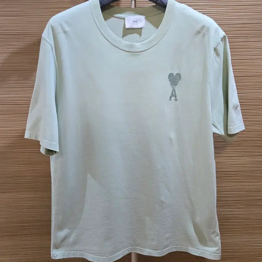 [SOLD OUT] 아미 빅하트 자수 반팔티 XL