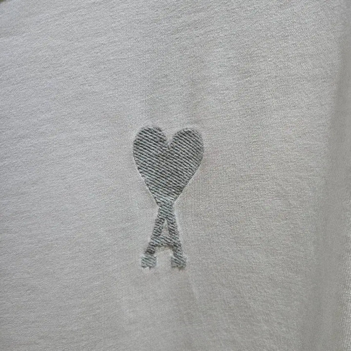 [SOLD OUT] 아미 빅하트 자수 반팔티 XL