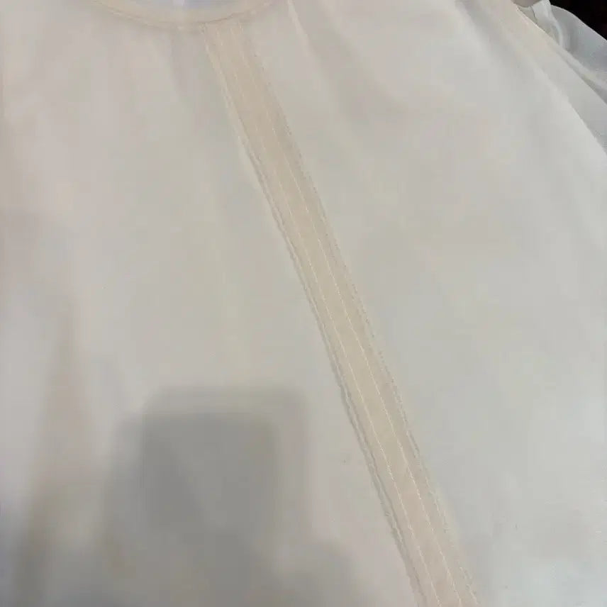 [BUNJANG] Comptoir Des Cotonniers Sleeveless Top / 꼼뜨와 데 꼬또니에 시스루 슬리브리스