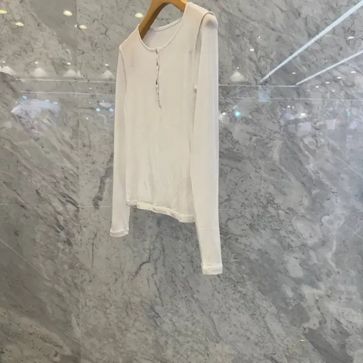 [BUNJANG] Js New York Style Round Button Long Sleeve Shirt / js뉴욕스타일신상 라운드 단추 기본 긴팔 티