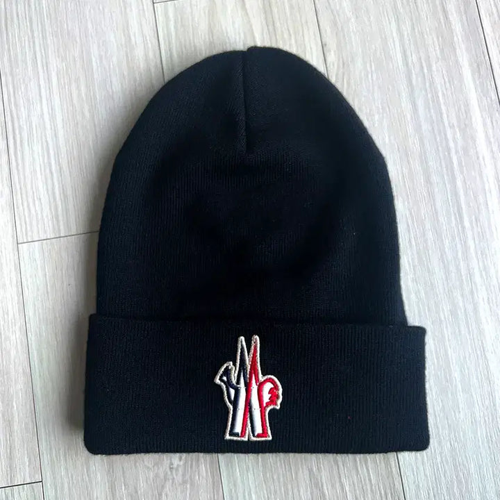 [BUNJANG] Moncler Grenoble Beanie Hat / 몽클레어 그레노블 비니 블랙 판매합니다.