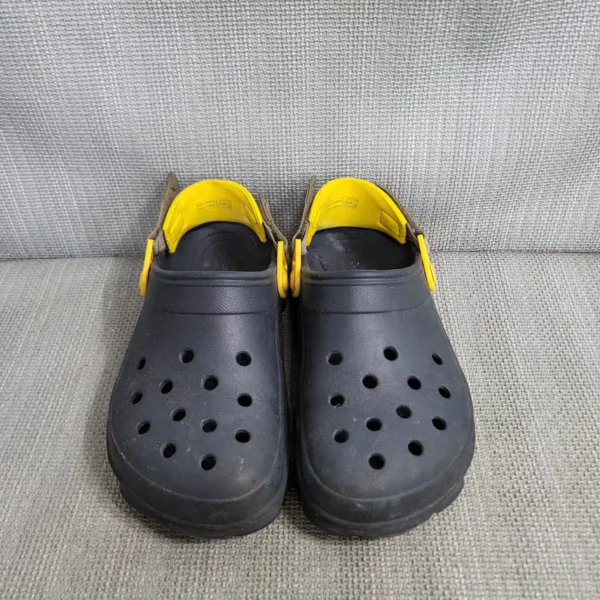 [SOLD OUT] 크록스 슬리퍼 250