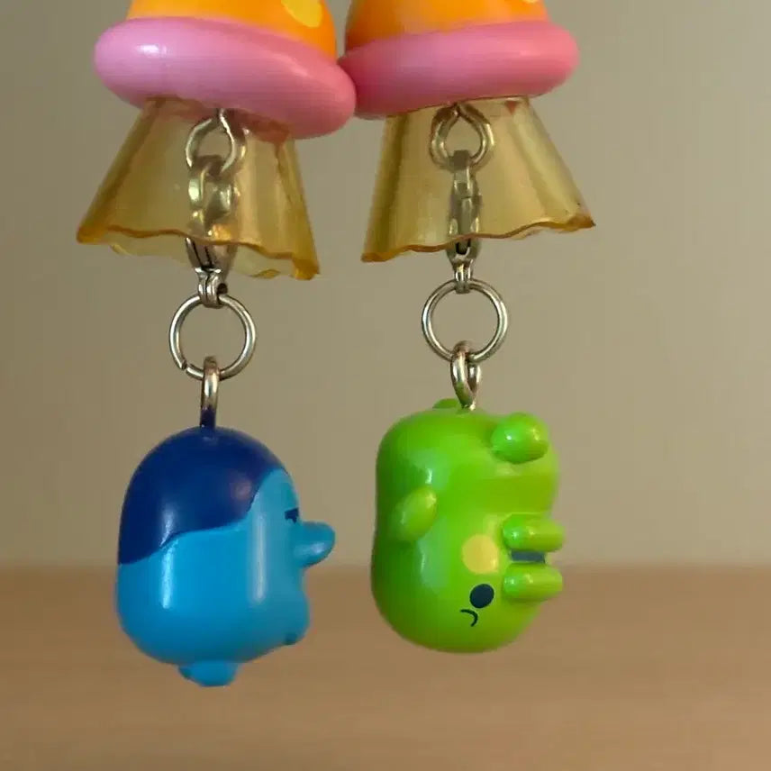 [BUNJANG] Tamagotchi UFO Gachapon Set / 다마고치ufo 주댕치 가챠 포함 2개 일괄