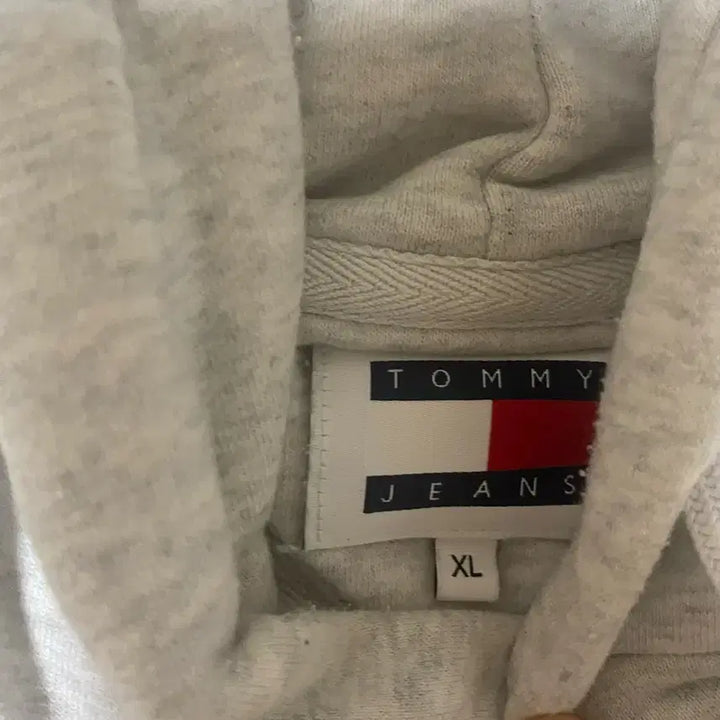 [BUNJANG] Tommy Hilfiger Gray Hoodie / 타미진스 회색 후드티