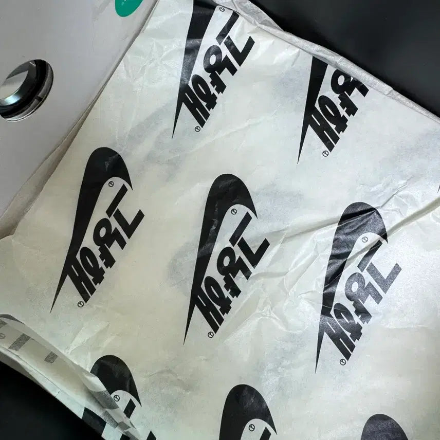 [BUNJANG] G-Dragon Force 1 Sneakers / 지디포스 1 265