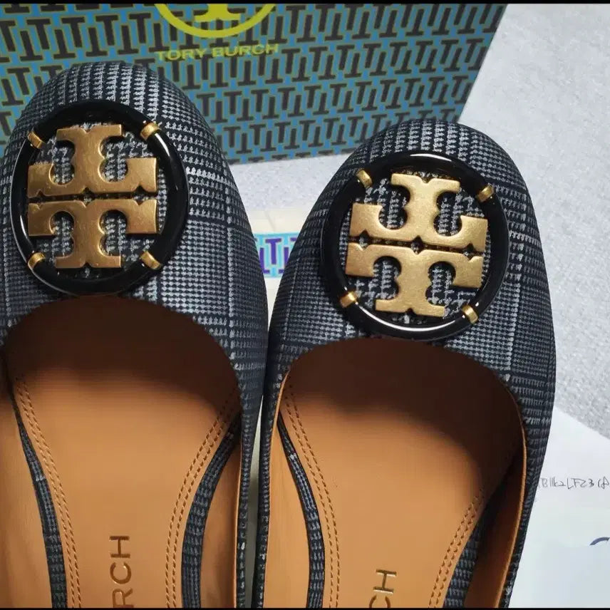[BUNJANG] Tory Burch Check Flat Shoes / 토리버치 체크 플랫 슈즈 250