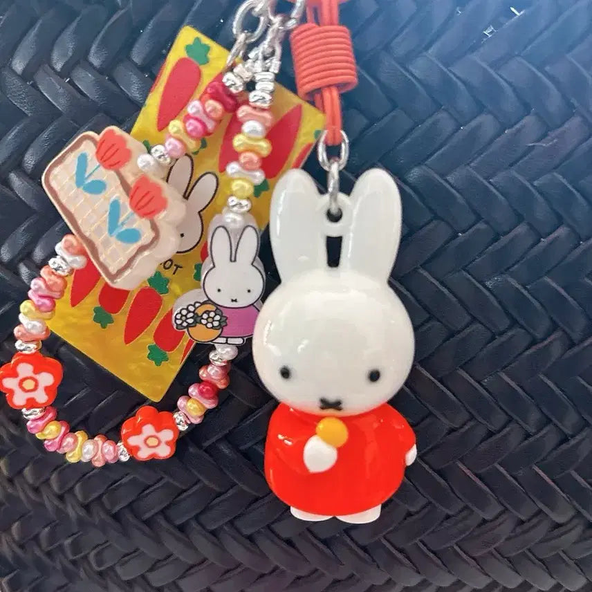 [BUNJANG] Miffy Keyring with Bead Strap / 미피 키링 + 비즈 스트랩